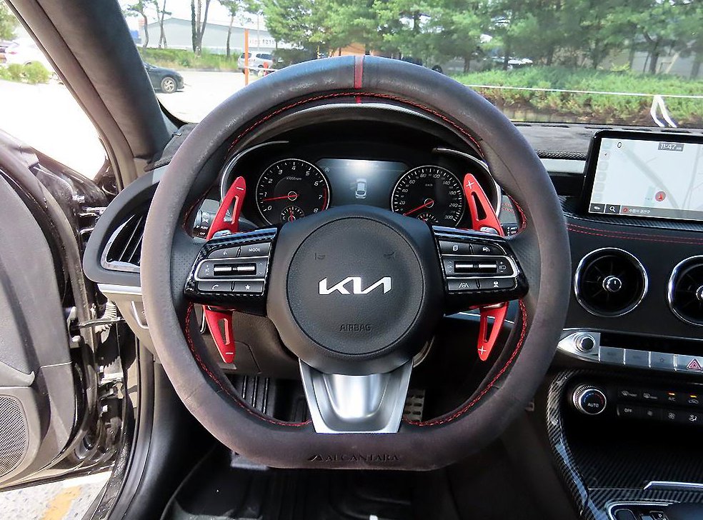 기아 스팅어 AWD 3.3 GT 아크로 에디션 사진 8