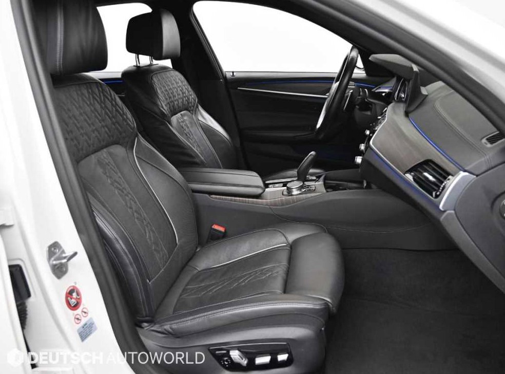 BMW 5시리즈 530i M 스포츠 플러스 사진 10