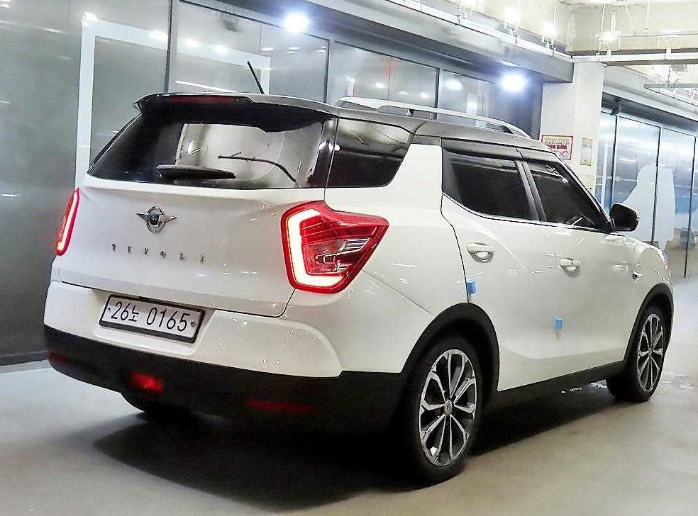 KG모빌리티(쌍용)  티볼리 2WD 가솔린 1.6 RX 사진 4
