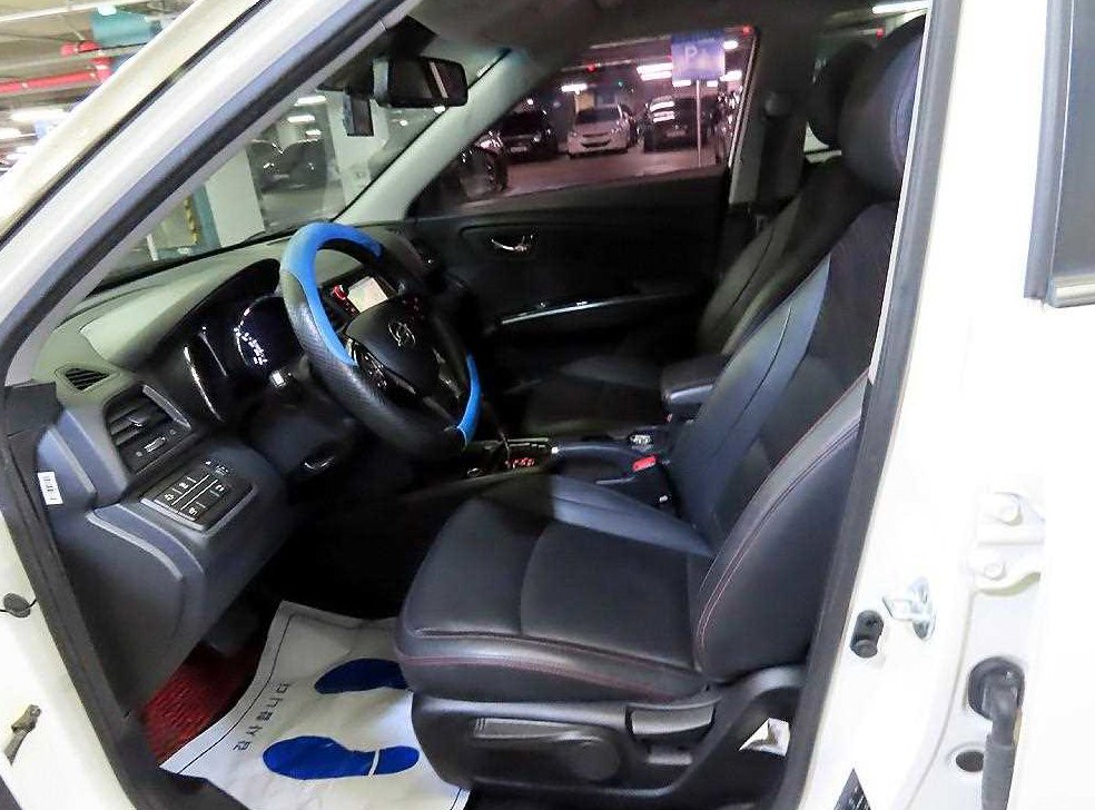 KG모빌리티(쌍용)  티볼리 2WD 가솔린 1.6 RX 사진 6