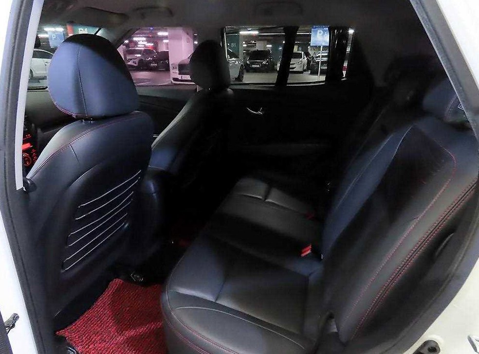 KG모빌리티(쌍용)  티볼리 2WD 가솔린 1.6 RX 사진 7
