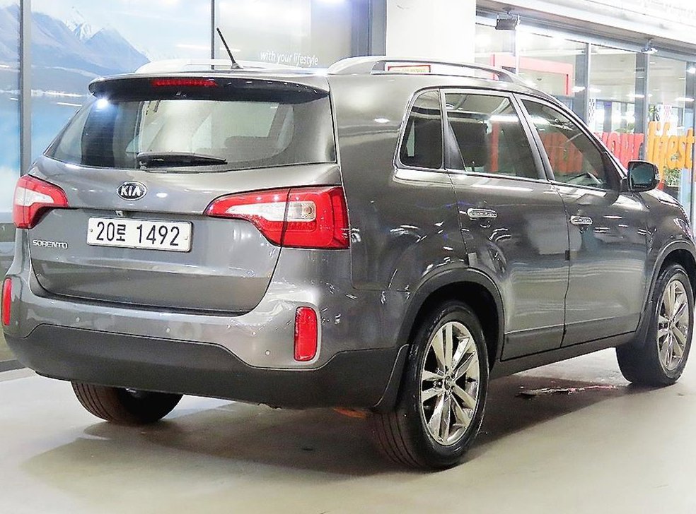 기아 쏘렌토 2WD 2.0 프레스티지 사진 4