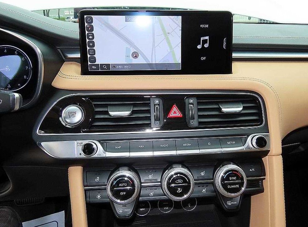 제네시스 G70 가솔린 2.0T 2WD 사진 14