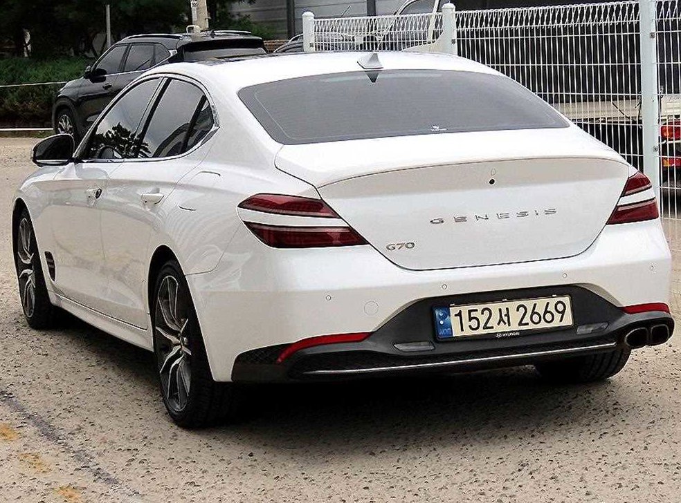 제네시스 G70 가솔린 2.0T 2WD 사진 3
