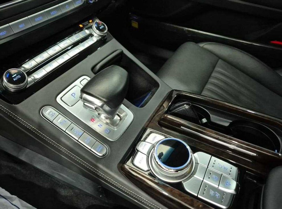 제네시스 G90 3.8 GDI AWD 사진 8