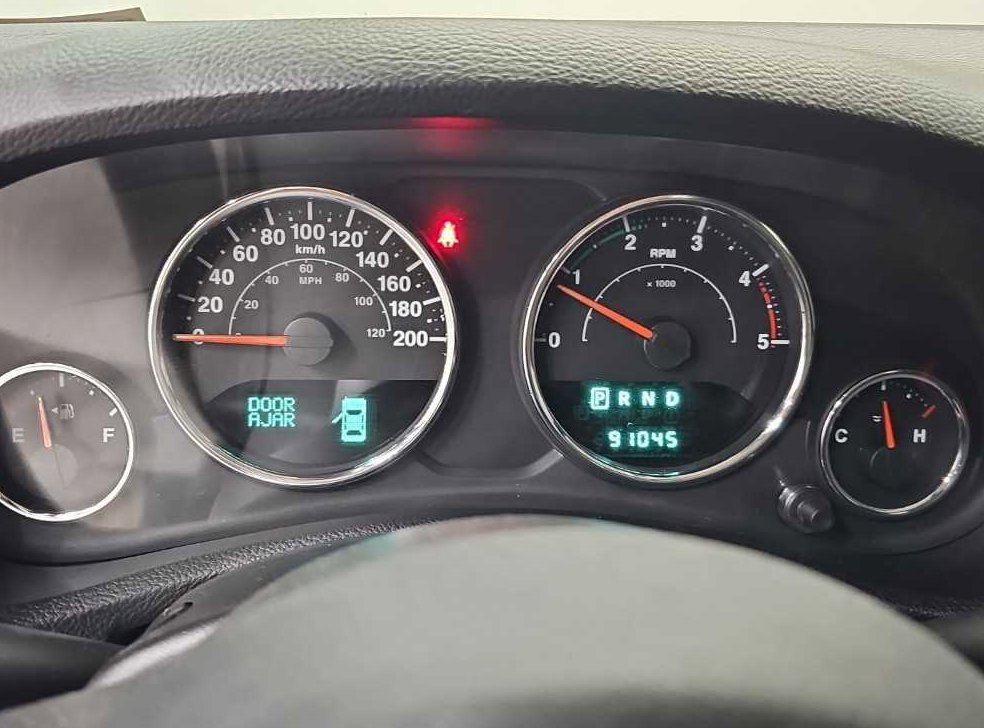 지프 랭글러 2.8 루비콘 4DR 사진 6