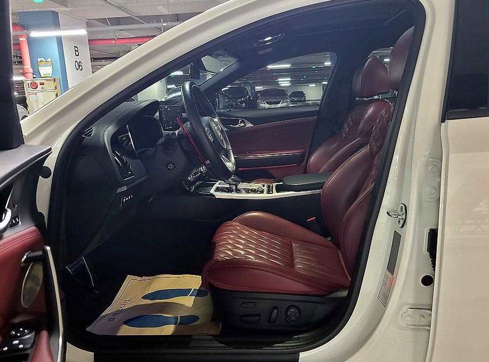 기아 스팅어 2WD 3.3 GT 마스터즈 터보 패키지 사진 7