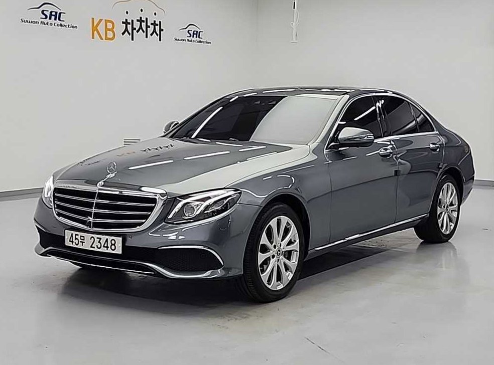 벤츠 E 클래스 E300 익스클루시브