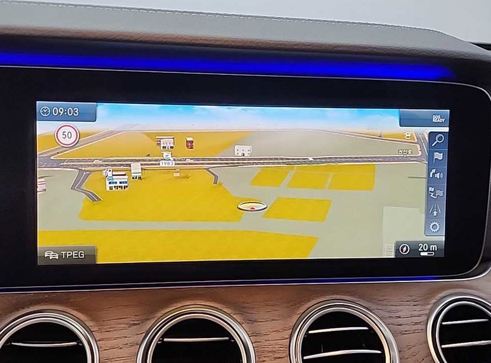 벤츠 E 클래스 E300 익스클루시브 사진 15