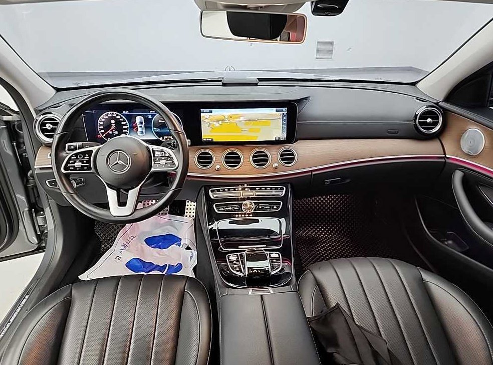 벤츠 E 클래스 E300 익스클루시브 사진 7