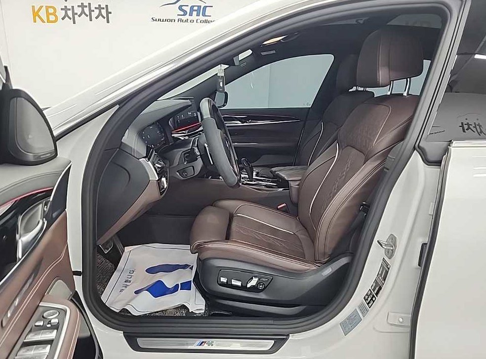 BMW 그란투리스모 630i xDrive M 스포츠 사진 11