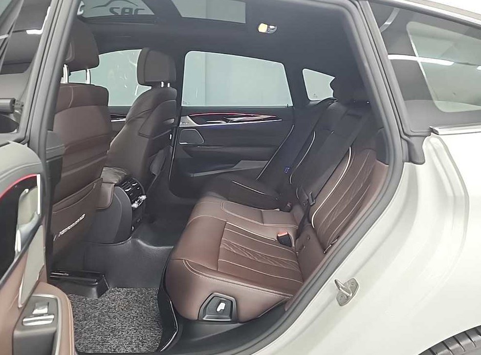 BMW 그란투리스모 630i xDrive M 스포츠 사진 12