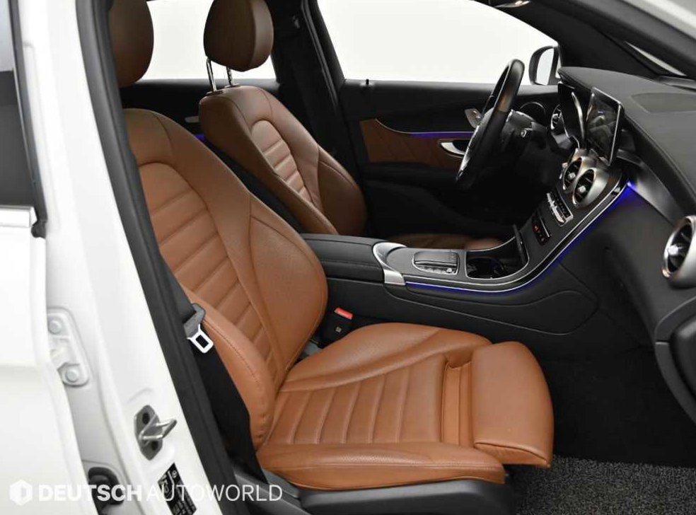 벤츠 GLC 클래스 GLC 300 4MATIC 쿠페 사진 10