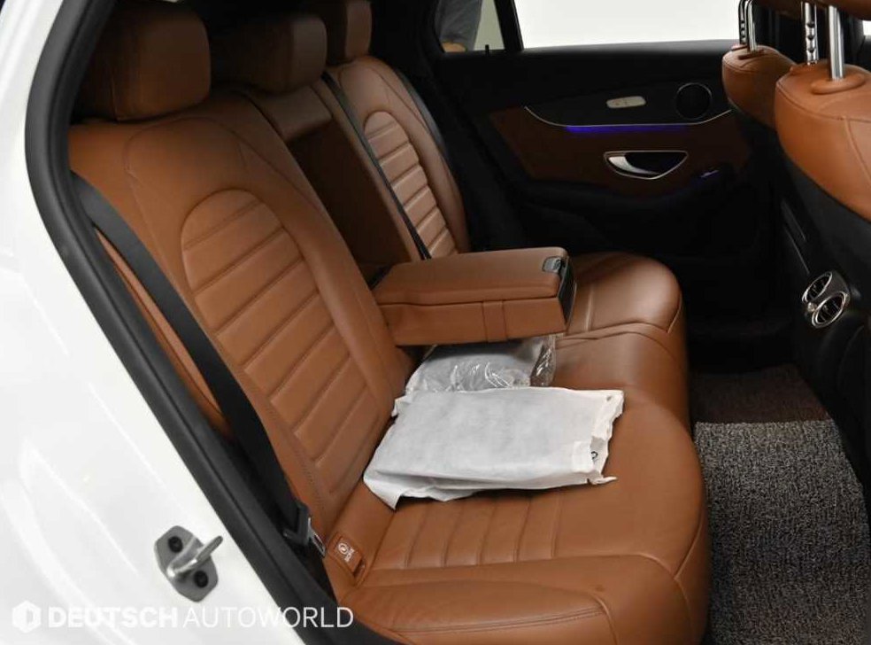 벤츠 GLC 클래스 GLC 300 4MATIC 쿠페 사진 12