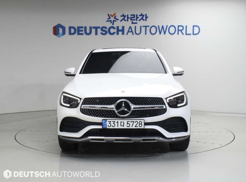 벤츠 GLC 클래스 GLC 300 4MATIC 쿠페 사진 3