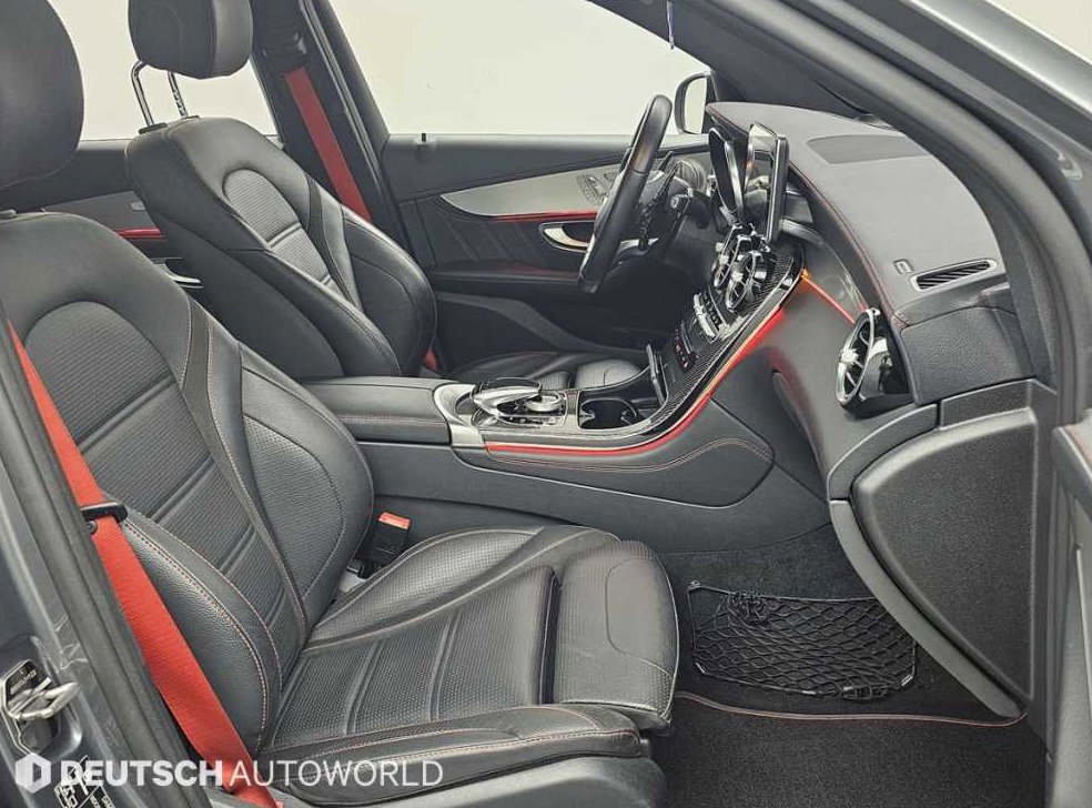 벤츠 GLC 클래스 AMG GLC 43 4MATIC 사진 10