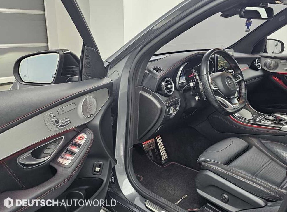 벤츠 GLC 클래스 AMG GLC 43 4MATIC 사진 11