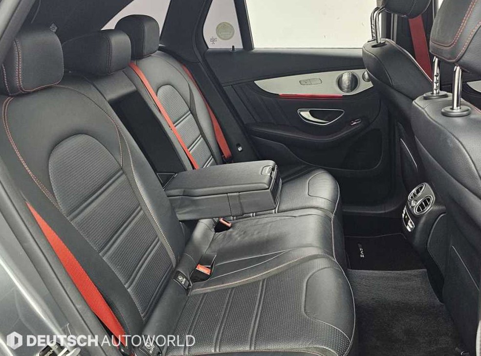 벤츠 GLC 클래스 AMG GLC 43 4MATIC 사진 12