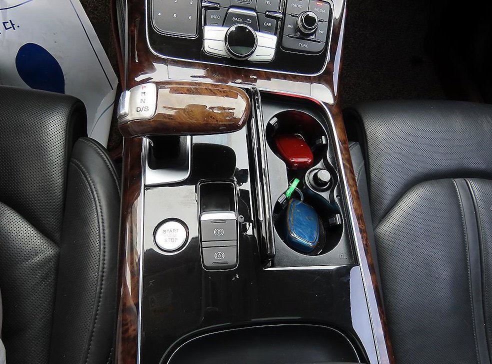 아우디 A8 4.0 TFSI 콰트로 LWB 사진 10