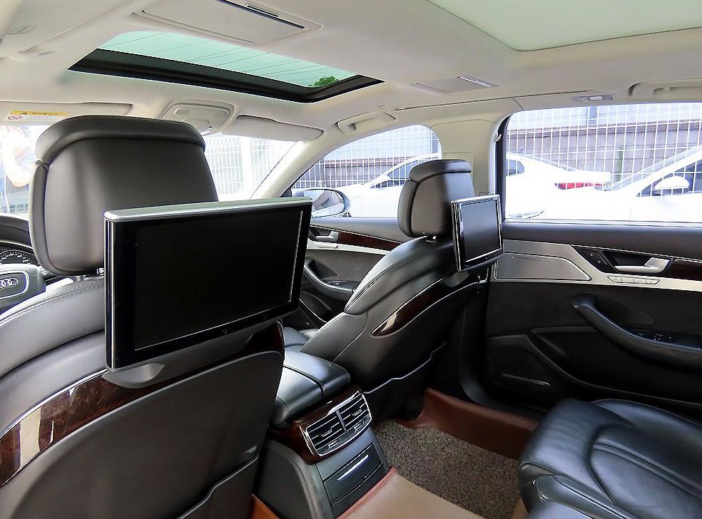 아우디 A8 4.0 TFSI 콰트로 LWB 사진 15