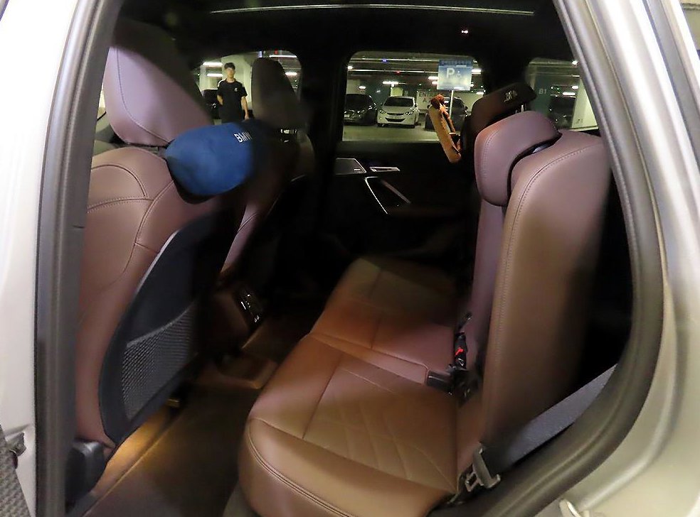 BMW iX1 xDrive 30 M 스포츠 사진 7