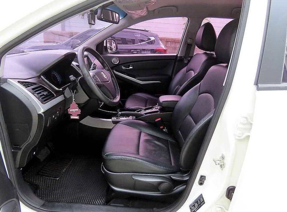 KG모빌리티(쌍용)  코란도 2WD 2.2 RX 사진 5