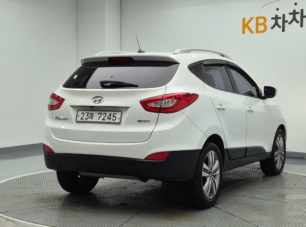 현대 투싼 디젤(E-VGT)2WD 사진 3