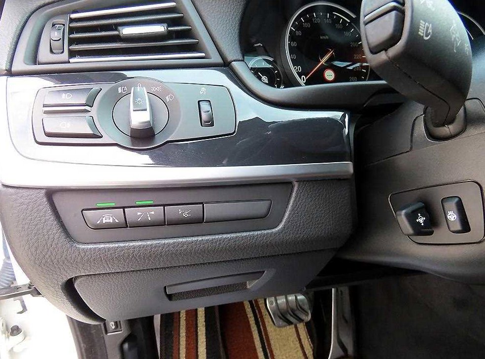 BMW 5시리즈 520d M 에어로다이나믹 프로 사진 13