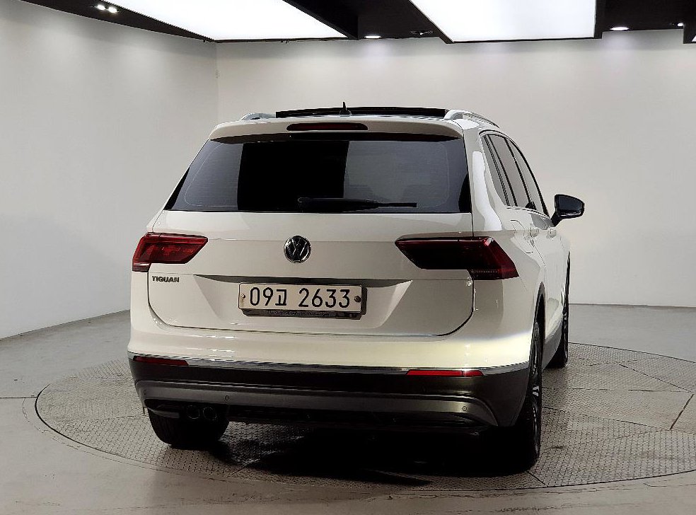 폭스바겐 티구안 2.0 TDI 프레스티지 사진 3
