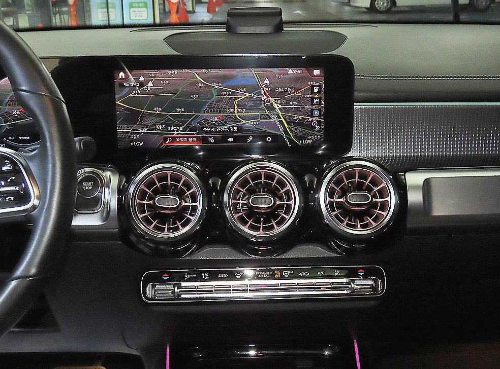 벤츠 EQB EQB 300 4MATIC AMG 라인 사진 11