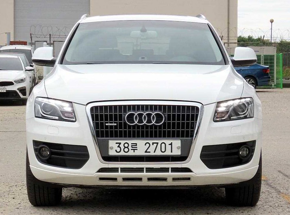아우디 Q5 2.0 TDI 콰트로 다이나믹