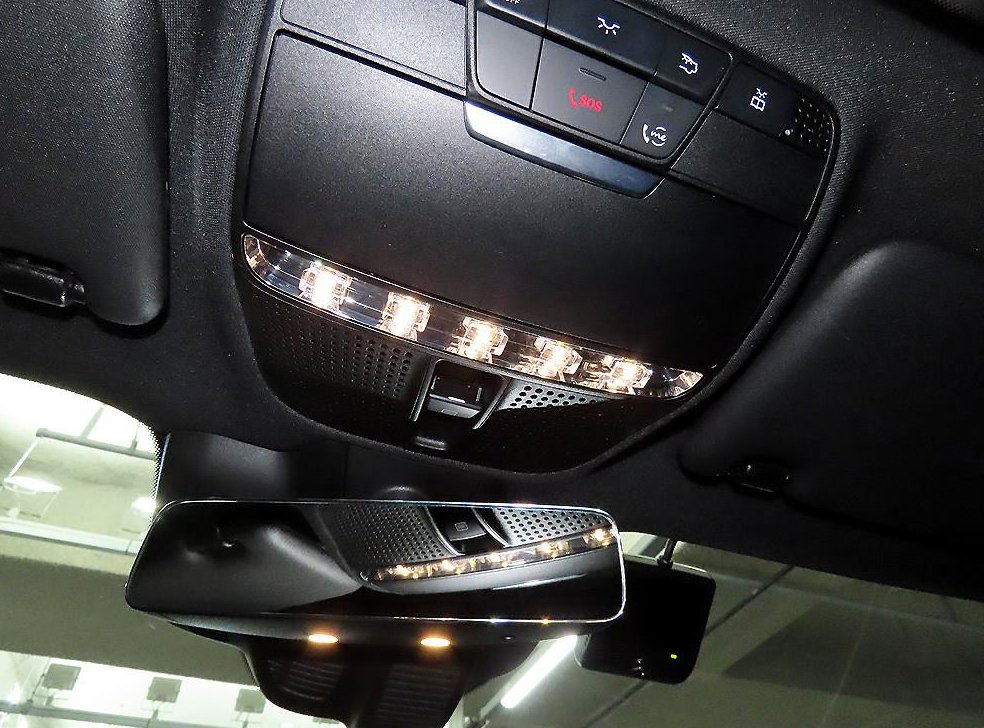 벤츠 E 클래스 E350 4MATIC 익스클루시브 사진 14