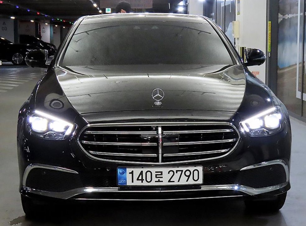 벤츠 E 클래스 E350 4MATIC 익스클루시브 사진 2