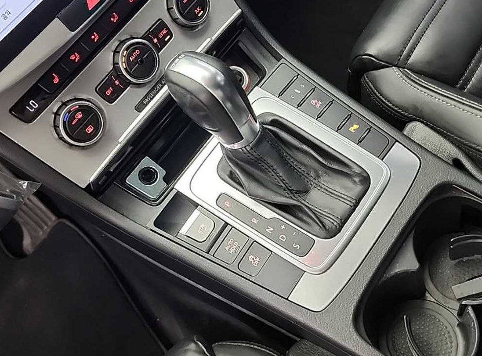 폭스바겐 CC 2.0 TDI 블루모션 사진 8