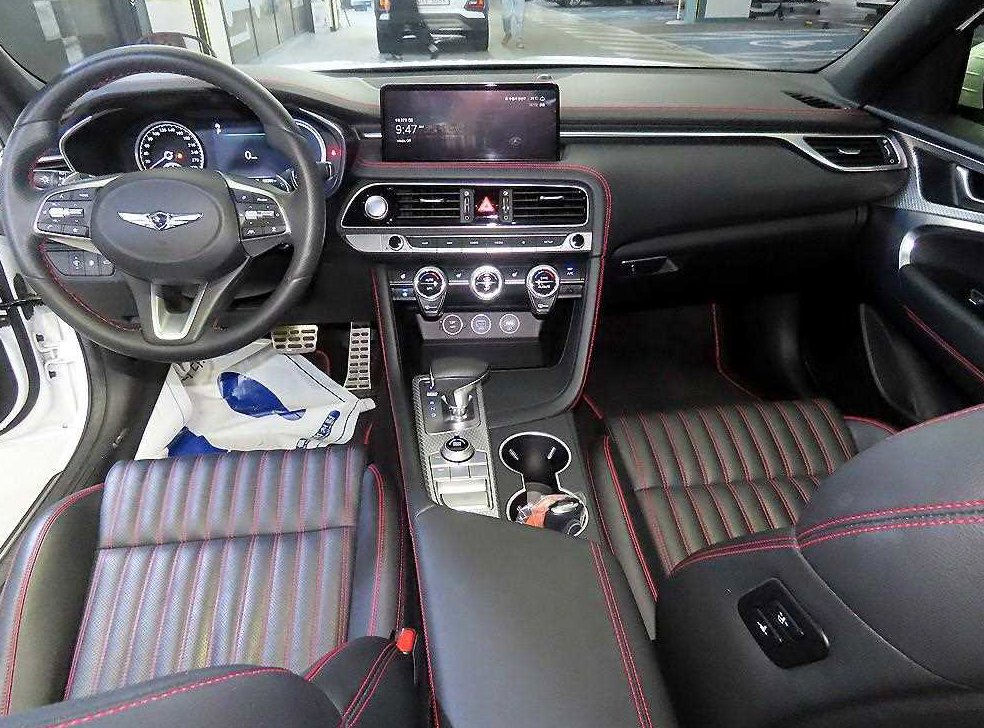 제네시스 G70 가솔린 2.0T 4WD 사진 10