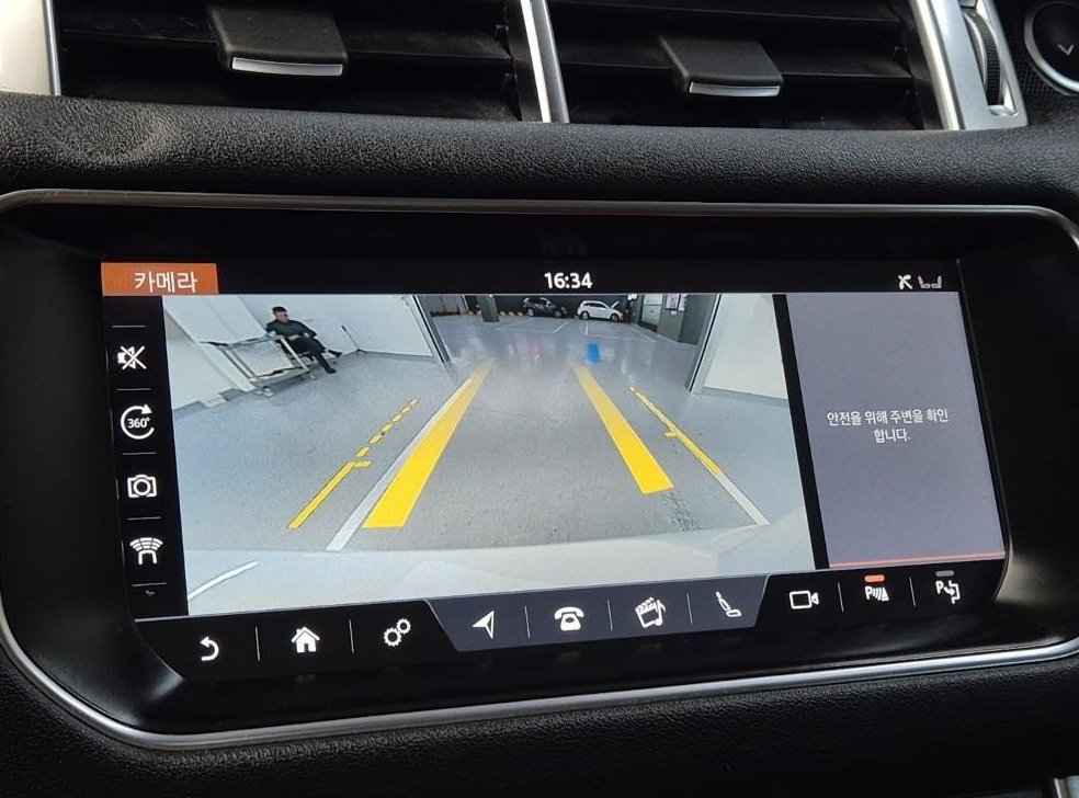 랜드로버 레인지로버 스포츠 3.0 SDV6 HSE 다이나믹 사진 14