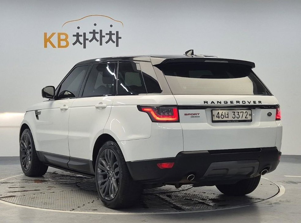 랜드로버 레인지로버 스포츠 3.0 SDV6 HSE 다이나믹 사진 3