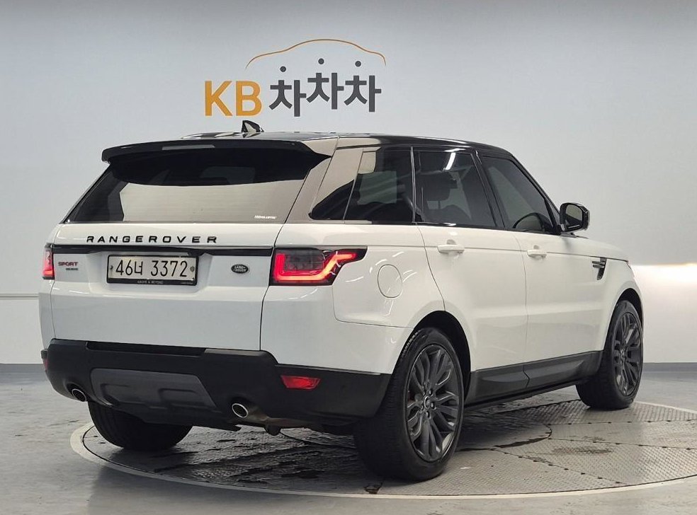 랜드로버 레인지로버 스포츠 3.0 SDV6 HSE 다이나믹 사진 4
