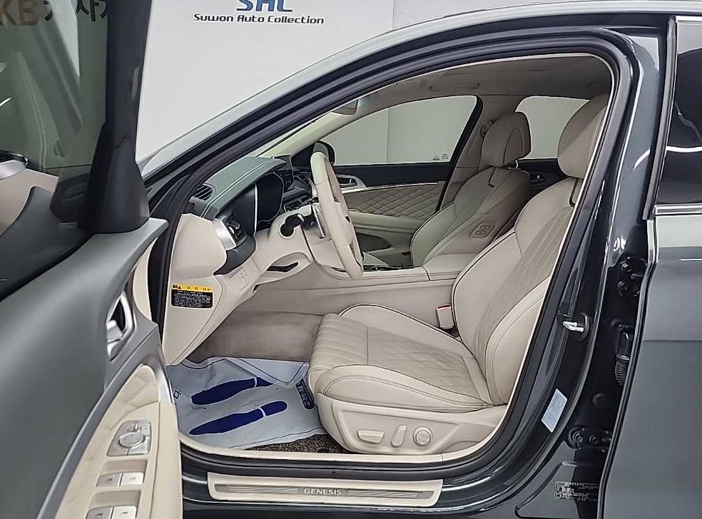 제네시스 G70 2.0T 사진 11