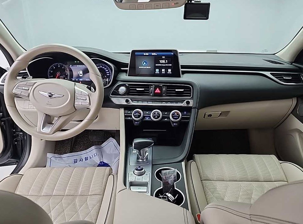 제네시스 G70 2.0T 사진 7