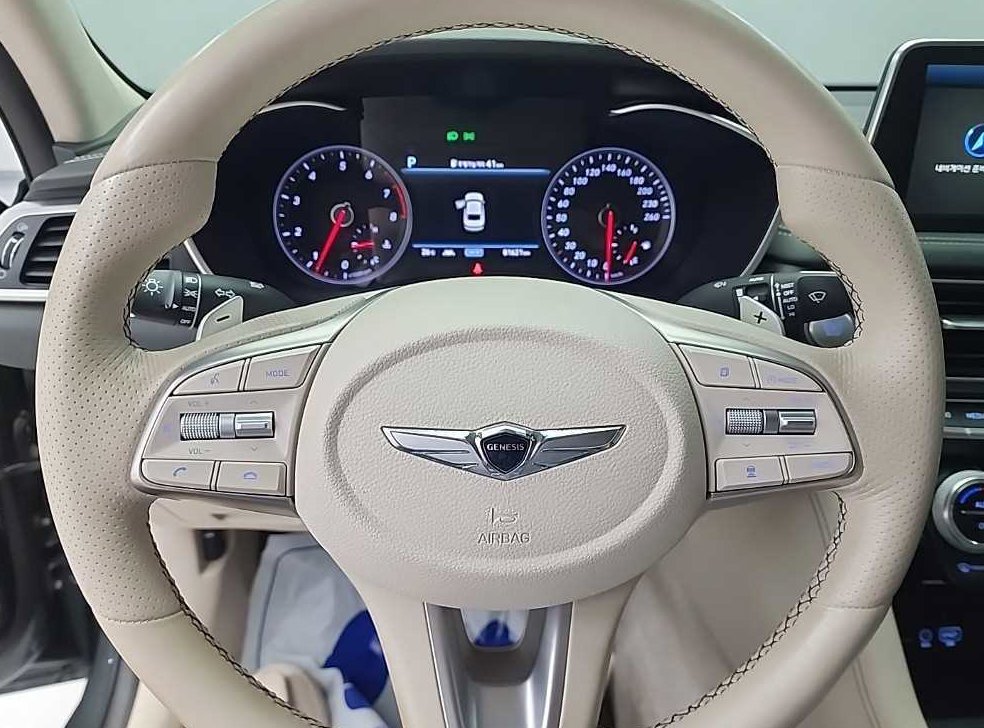 제네시스 G70 2.0T 사진 9