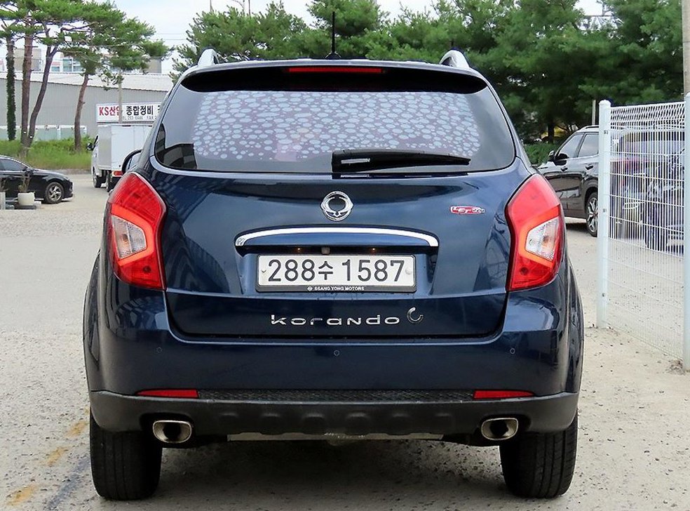 KG모빌리티(쌍용)  코란도 4WD 2.2 익스트림 사진 4
