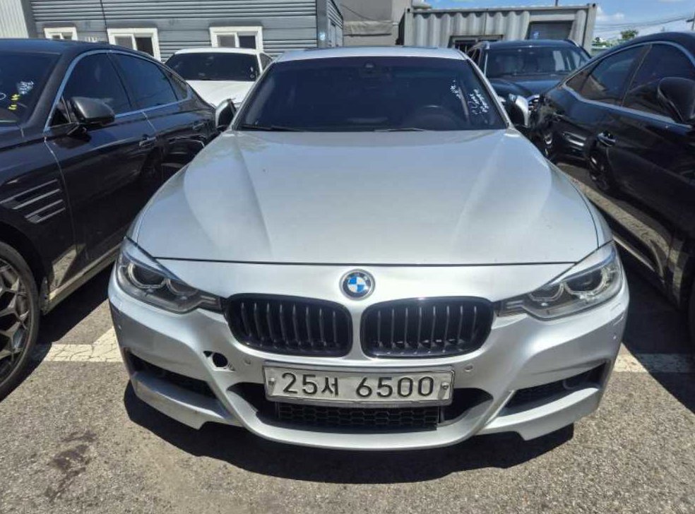 BMW BMW BMW