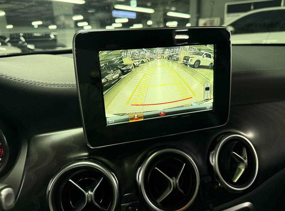 벤츠 GLA 클래스 GLA220 프리미엄 사진 13