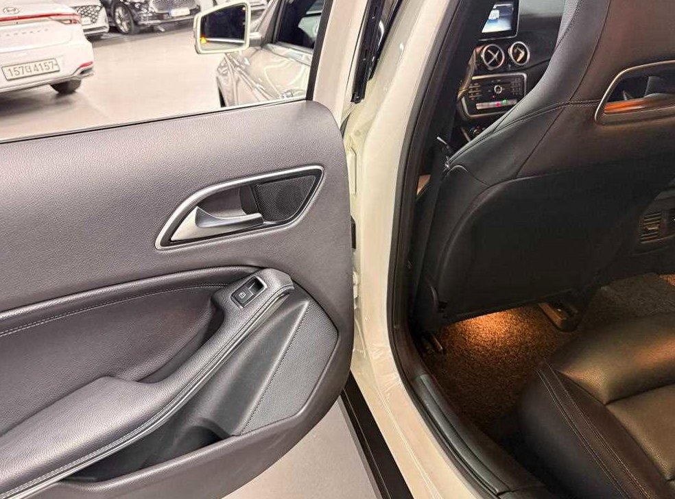 벤츠 GLA 클래스 GLA220 프리미엄 사진 18