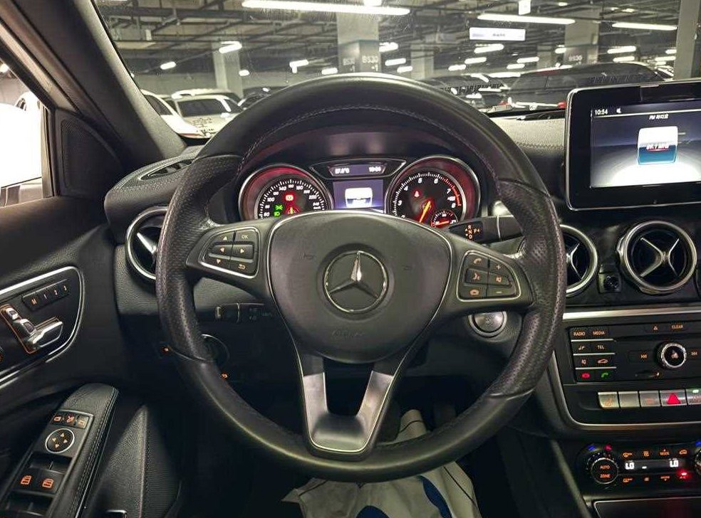 벤츠 GLA 클래스 GLA220 프리미엄 사진 8