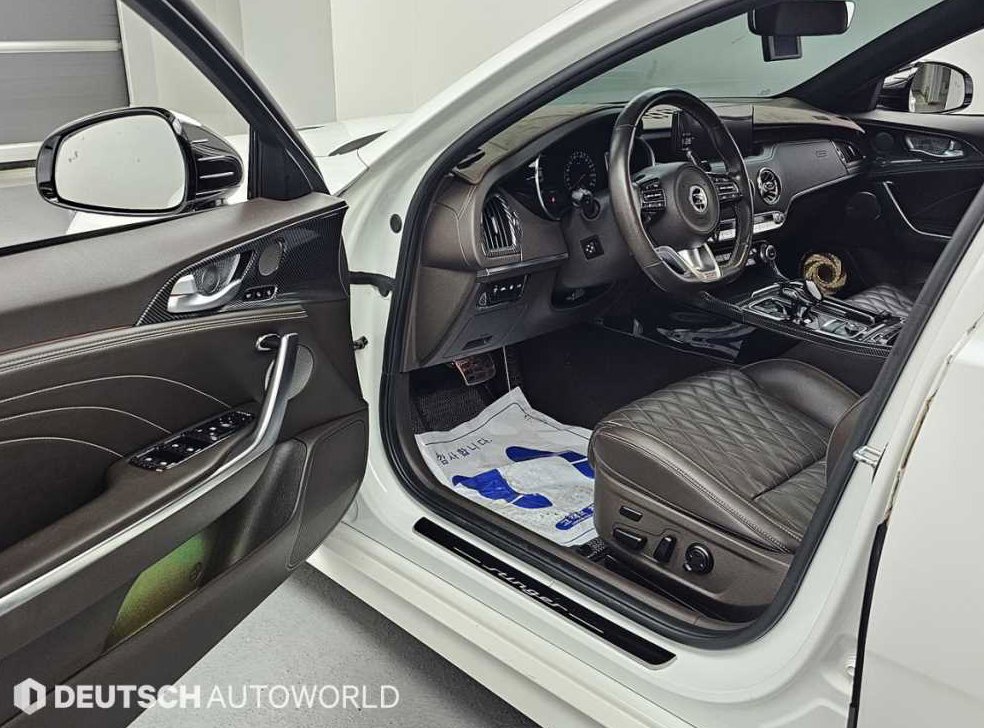 기아 스팅어 AWD 3.3 GT 마스터즈 터보 패키지 사진 11