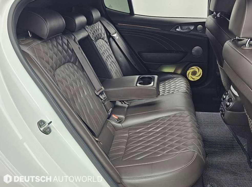 기아 스팅어 AWD 3.3 GT 마스터즈 터보 패키지 사진 12