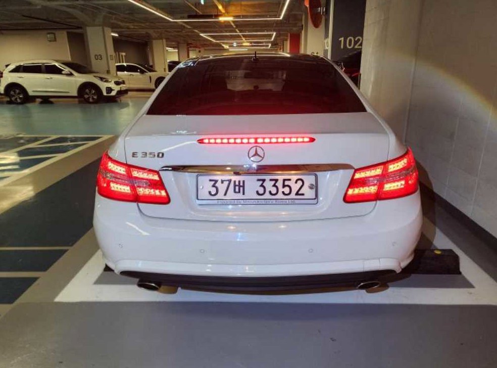 벤츠 E 클래스 E350 쿠페 사진 2