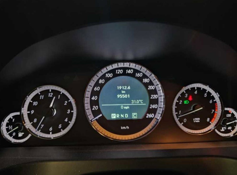 벤츠 E 클래스 E350 쿠페 사진 3